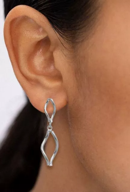 Pendientes de plata rombos retorcidos 273_A4345-HT puestos