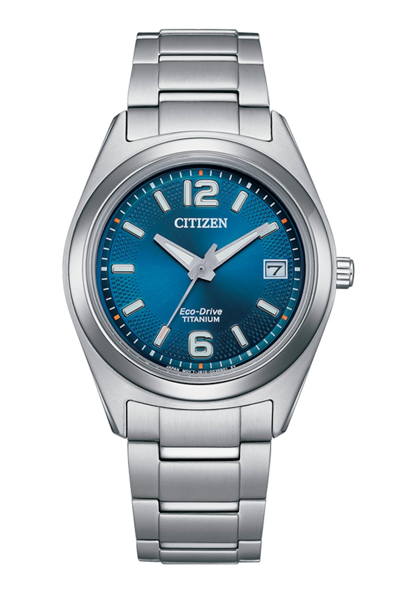 Reloj Citizen Eco Drive para mujer con caja y correa de titanio endurecido FE6151-82L