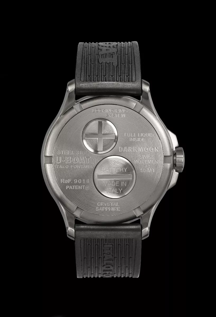 Reloj U-Boat Darkmoon con caja de acero DLC negro y correa de caucho 9018 negro tras
