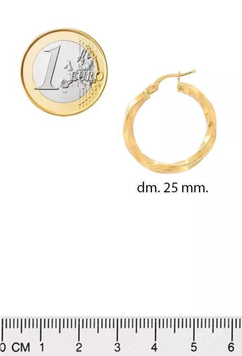 Pendientes de oro 18k tipo criollas 243_240-00823-15 pendientes de oro tipo criollas chanela retorcida vista con medidas