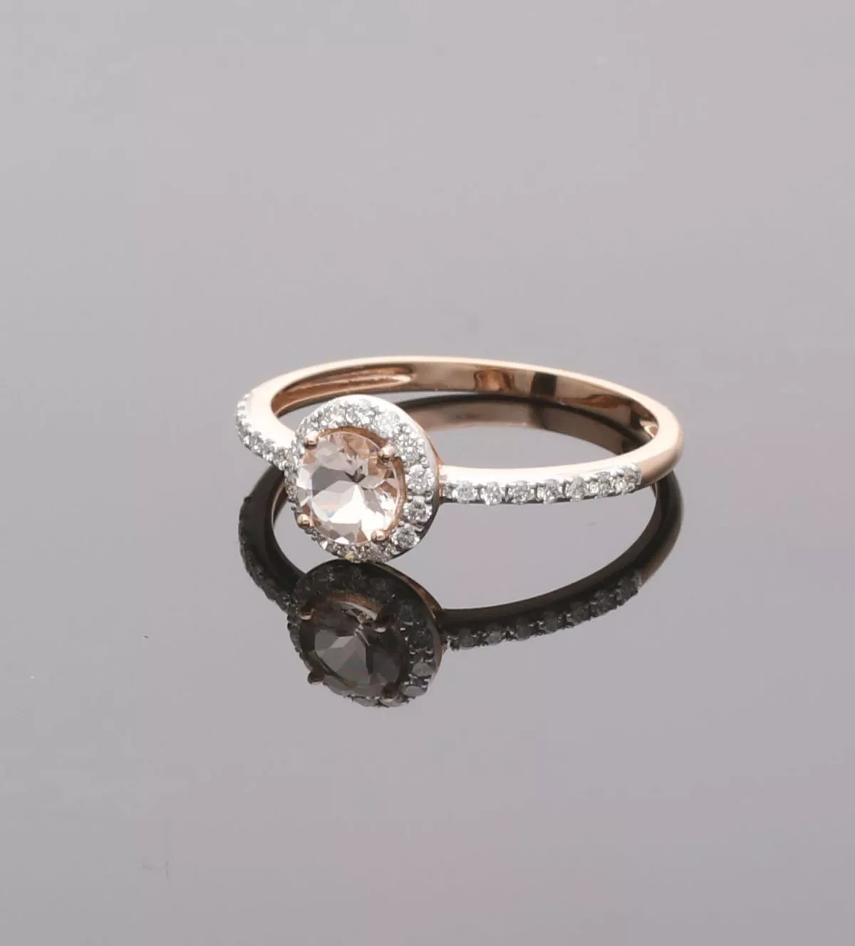 Anillo de oro rosa 18 ktes con morganita y brillantes 243_365-01363 Anillo de oro rosa 18 ktes con morganita y brillantes 243_365-01363 - Imagen 4