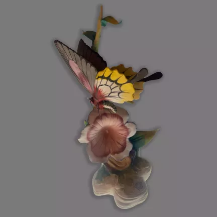 figura porcelana mariposa grande marca nuevo buen retiro 26 02