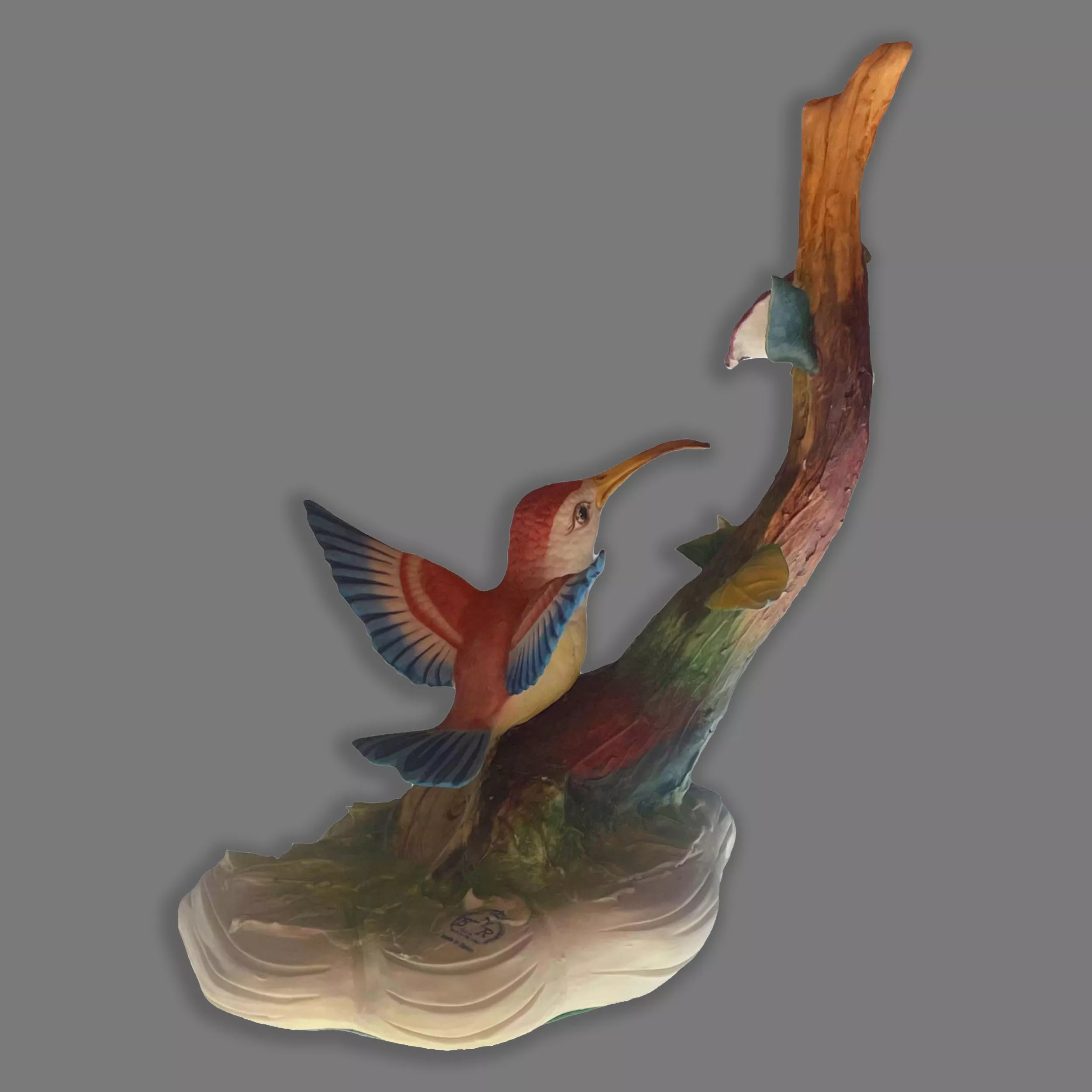 igura-porcelana-nuevo-buen-retiro-colibri