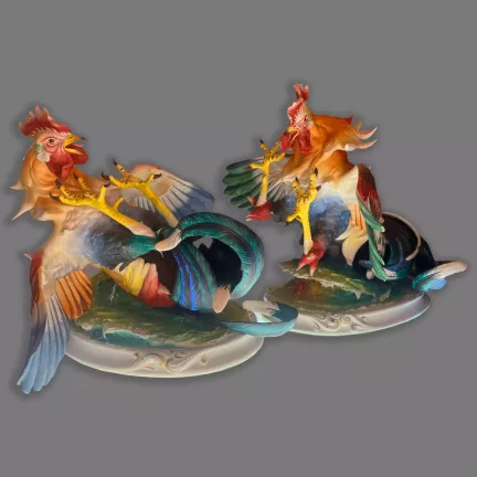 pelea de gallos 2 figuras de porcelana nuevo buen retiro