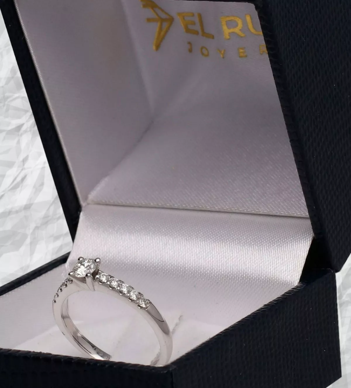 Anillo de compromiso oro blanco "Música de Luz" Anillo de compromiso oro blanco "Música de Luz" - Imagen 7