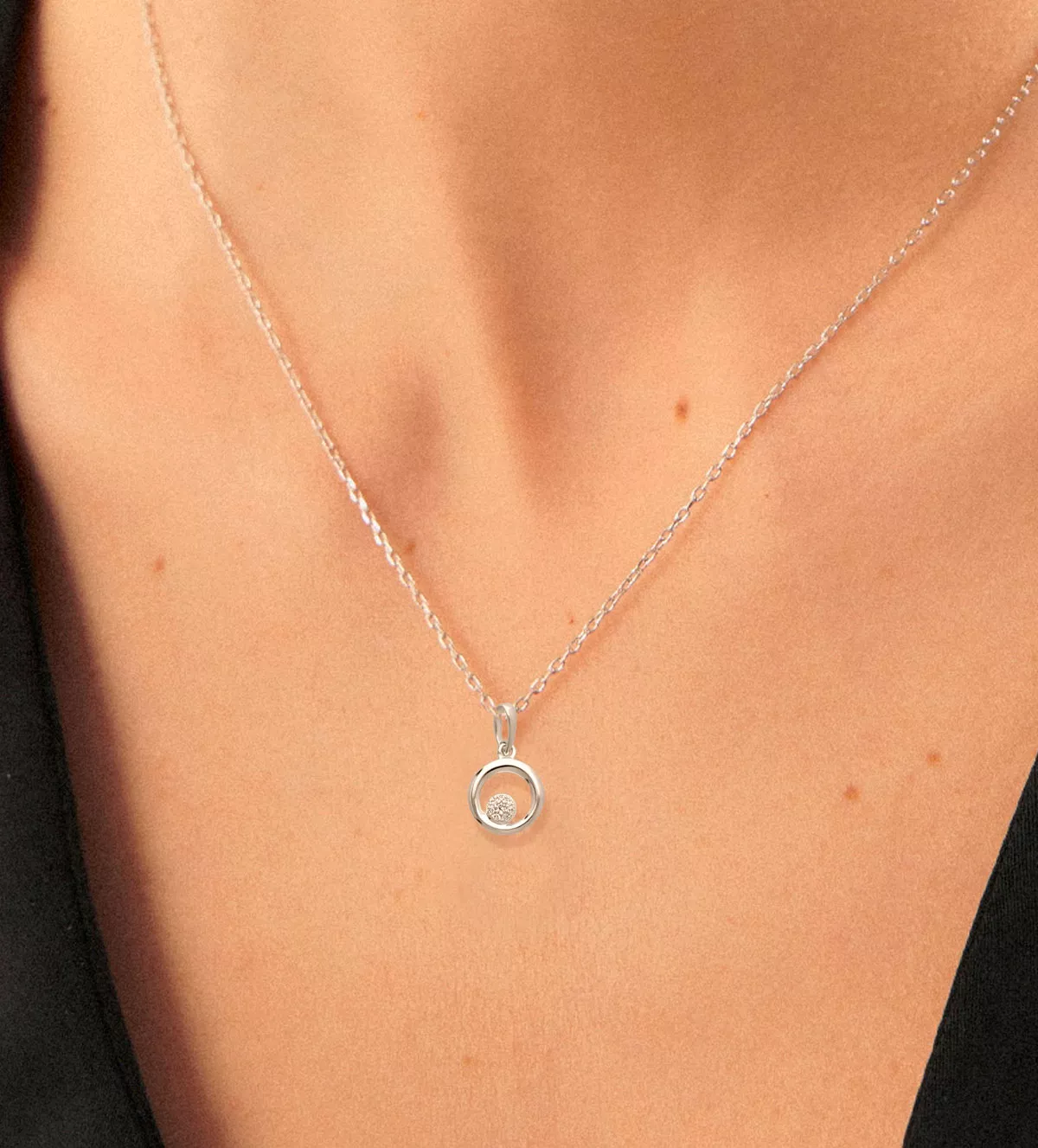 Colgante de oro blanco 18k con diamantes Ciclo de Diamantes Colgante de oro blanco 18k con diamantes Ciclo de Diamantes - Imagen 4