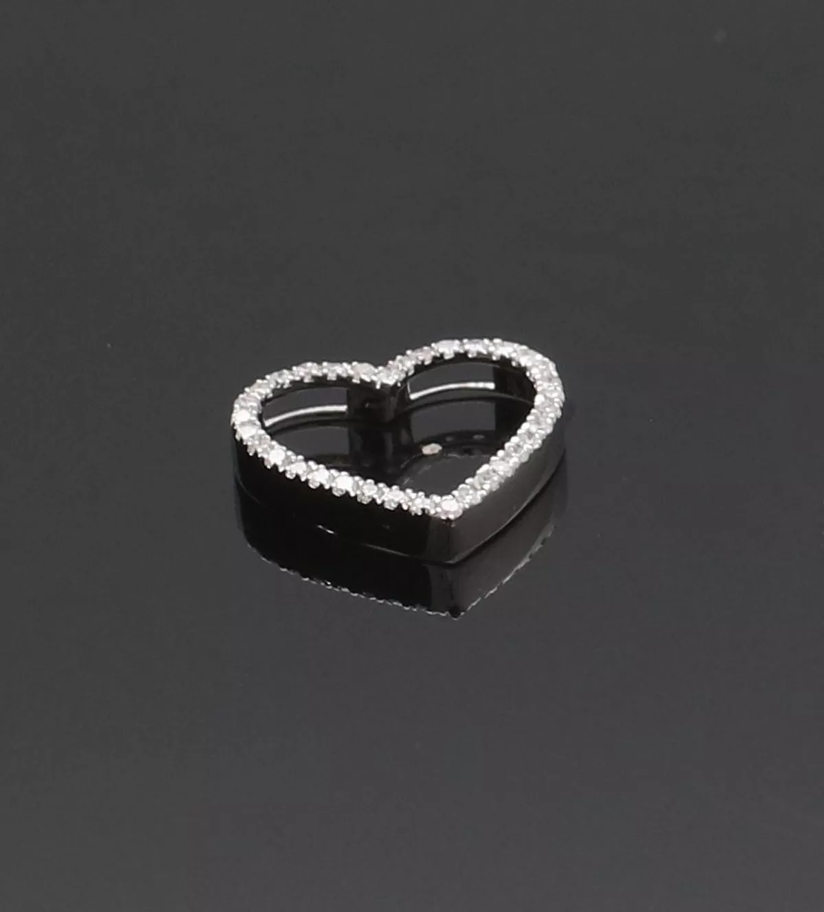 Colgante de oro blanco 18k y diamantes Susurro de Amor colgante de oro blanco 18k con diamantes