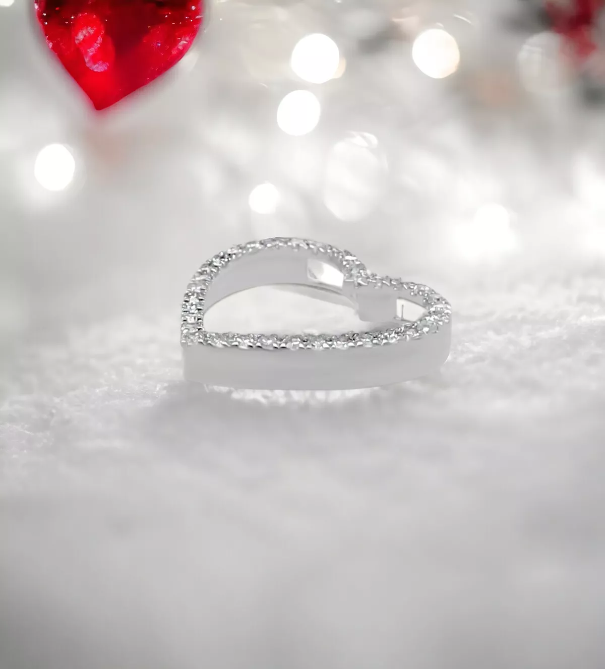 Colgante de oro blanco 18k y diamantes Susurro de Amor colgante de oro blanco 18k con diamantes