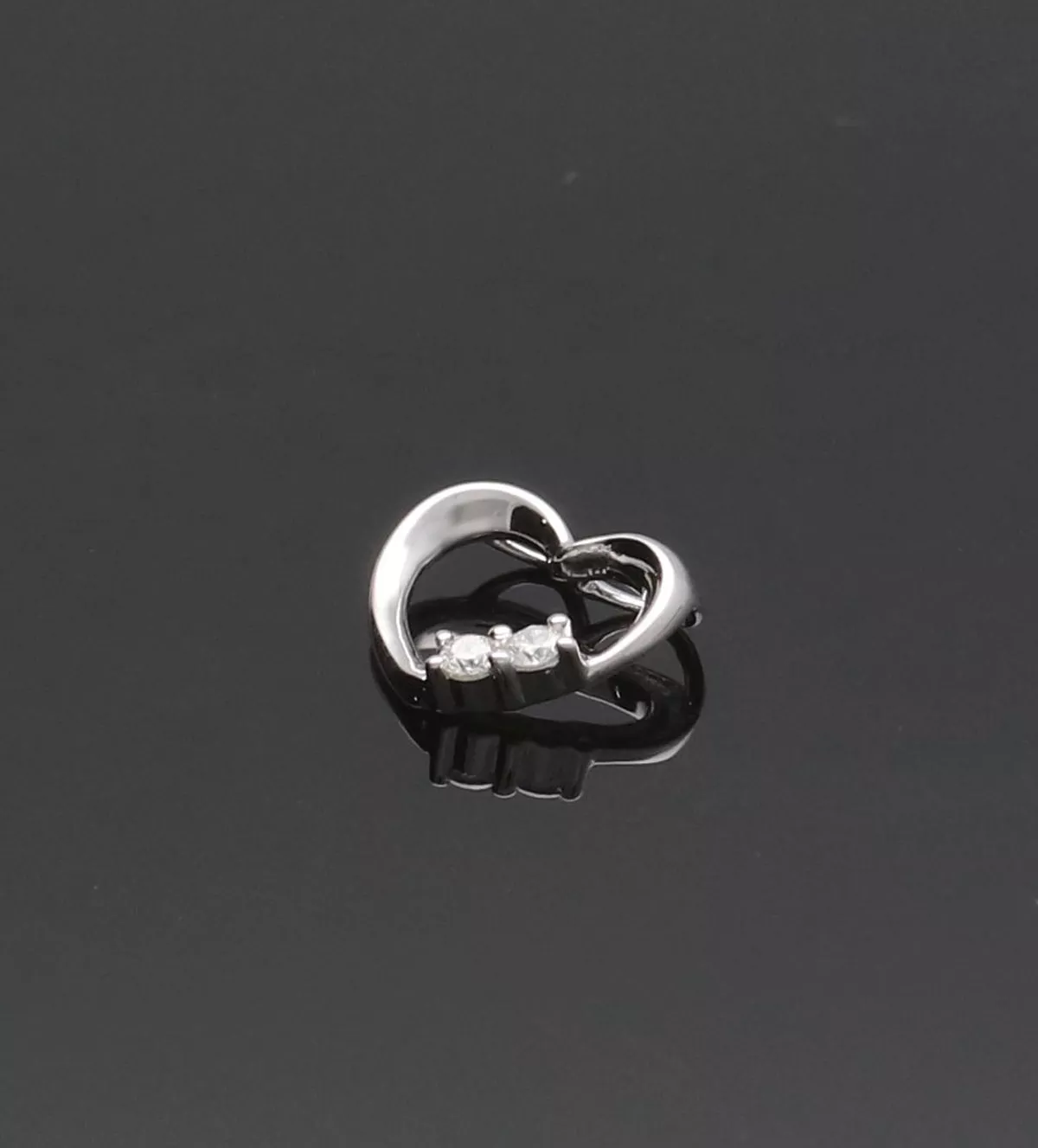 Colgante de oro blanco 18k y diamantes Encanto Calado colgante de oro blanco 18k con diamantes