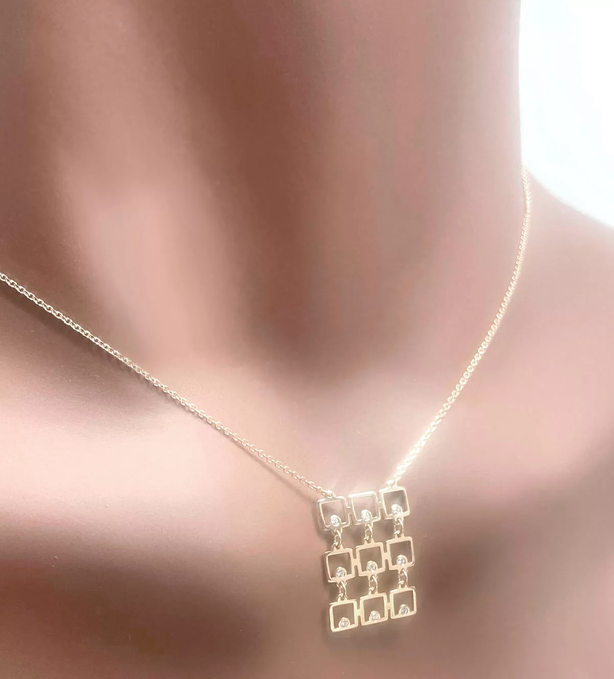 Gargantilla de oro 18k y diamantes "RED9" 301_102774 Gargantilla de oro 18k y diamantes "RED9" 301_102774 - Imagen 4