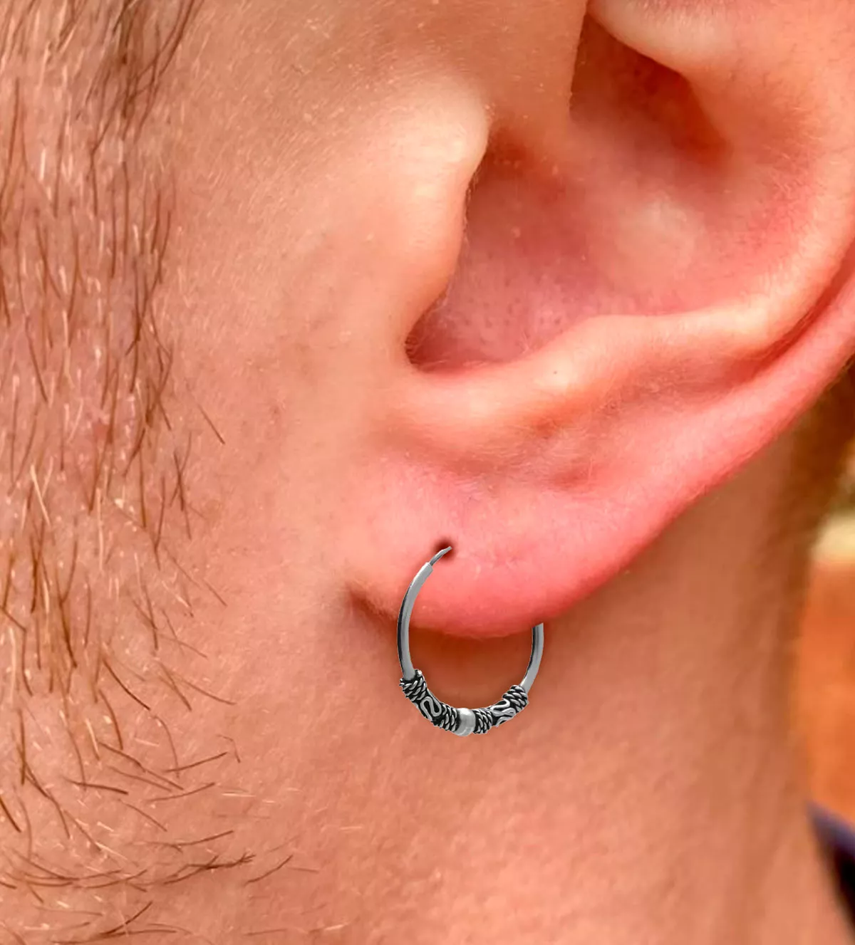 Pendientes de plata aro 14 mm con gallones "Mistrio" pendientes de plata aros etnicos modelo hombre