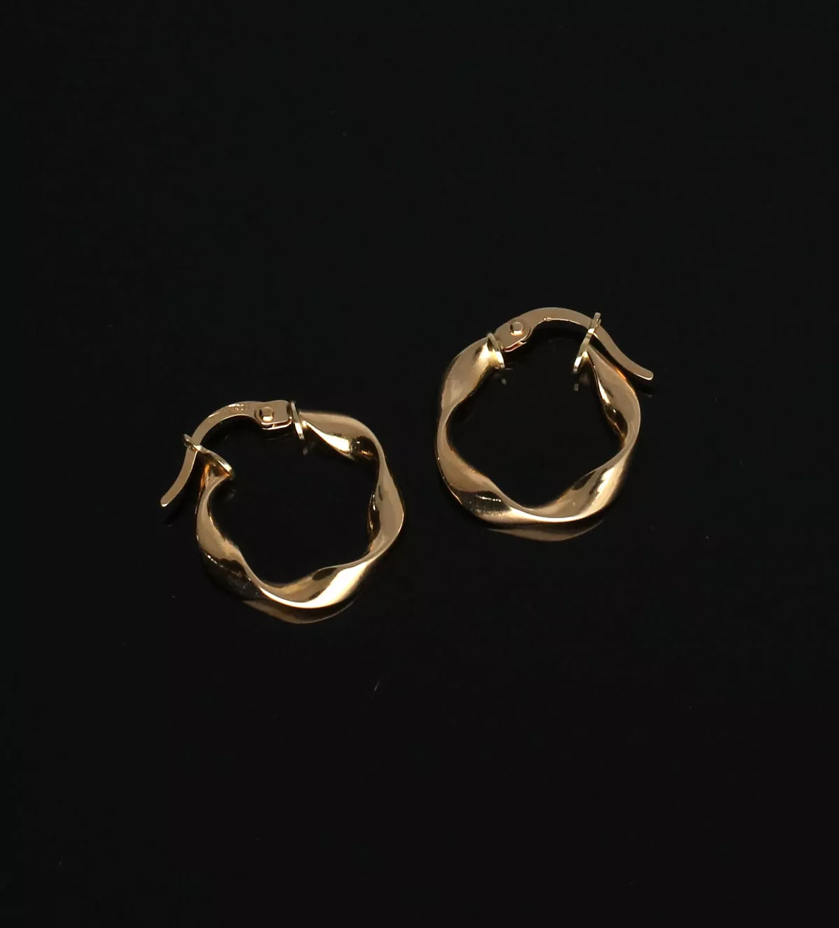 Pendientes de oro 18 ktes criollas "Ondas" pendientes de oro aros ondulados foto sin retoques