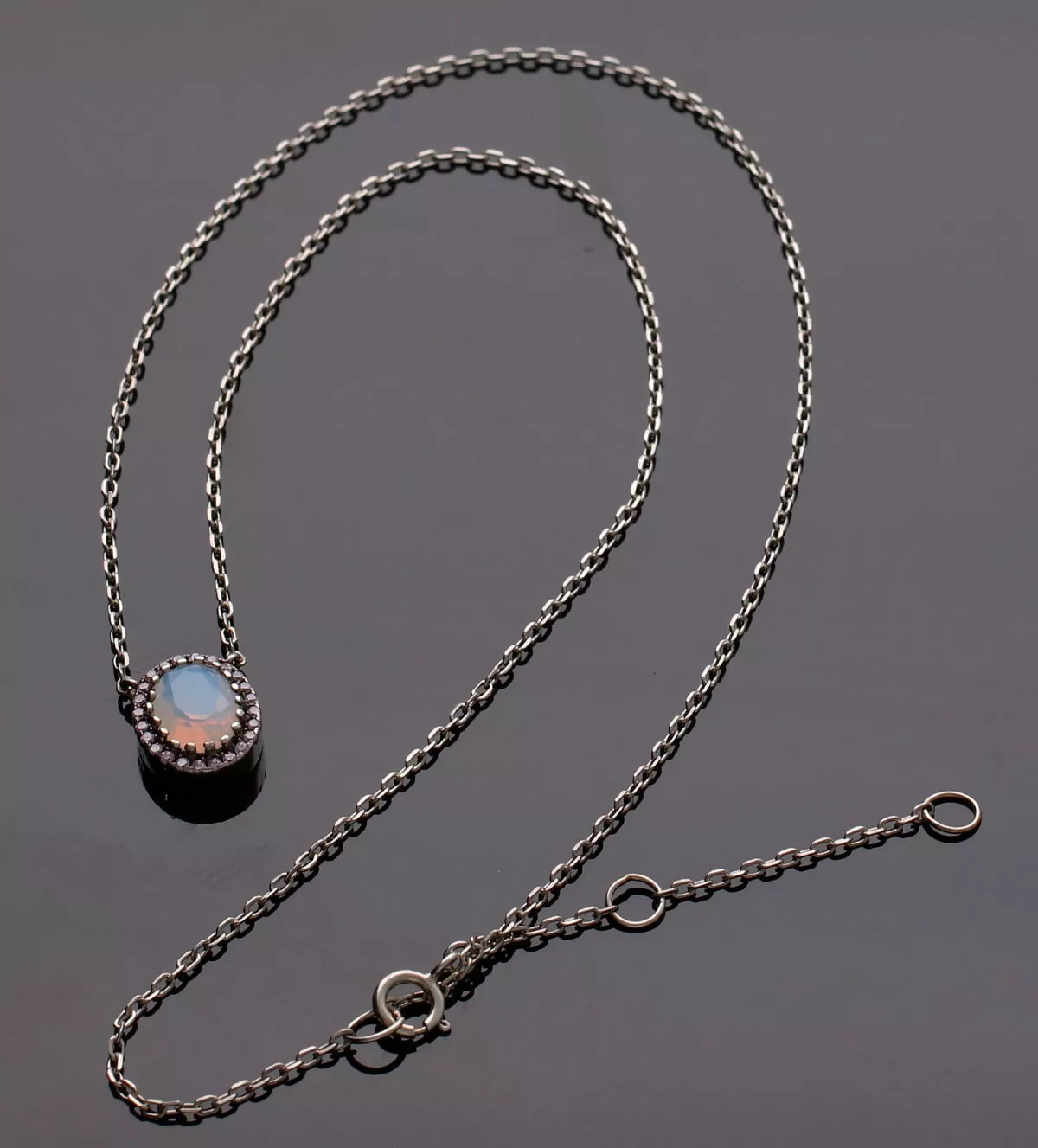 Gargantilla de plata Vapour "Alba" gargantilla de plata marca Vapour vista sin retoque