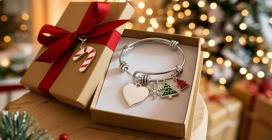 Tendencias de joyería navideña 2024: Elegancia y brillo para estas fiestas joyeria navidena 2024 5