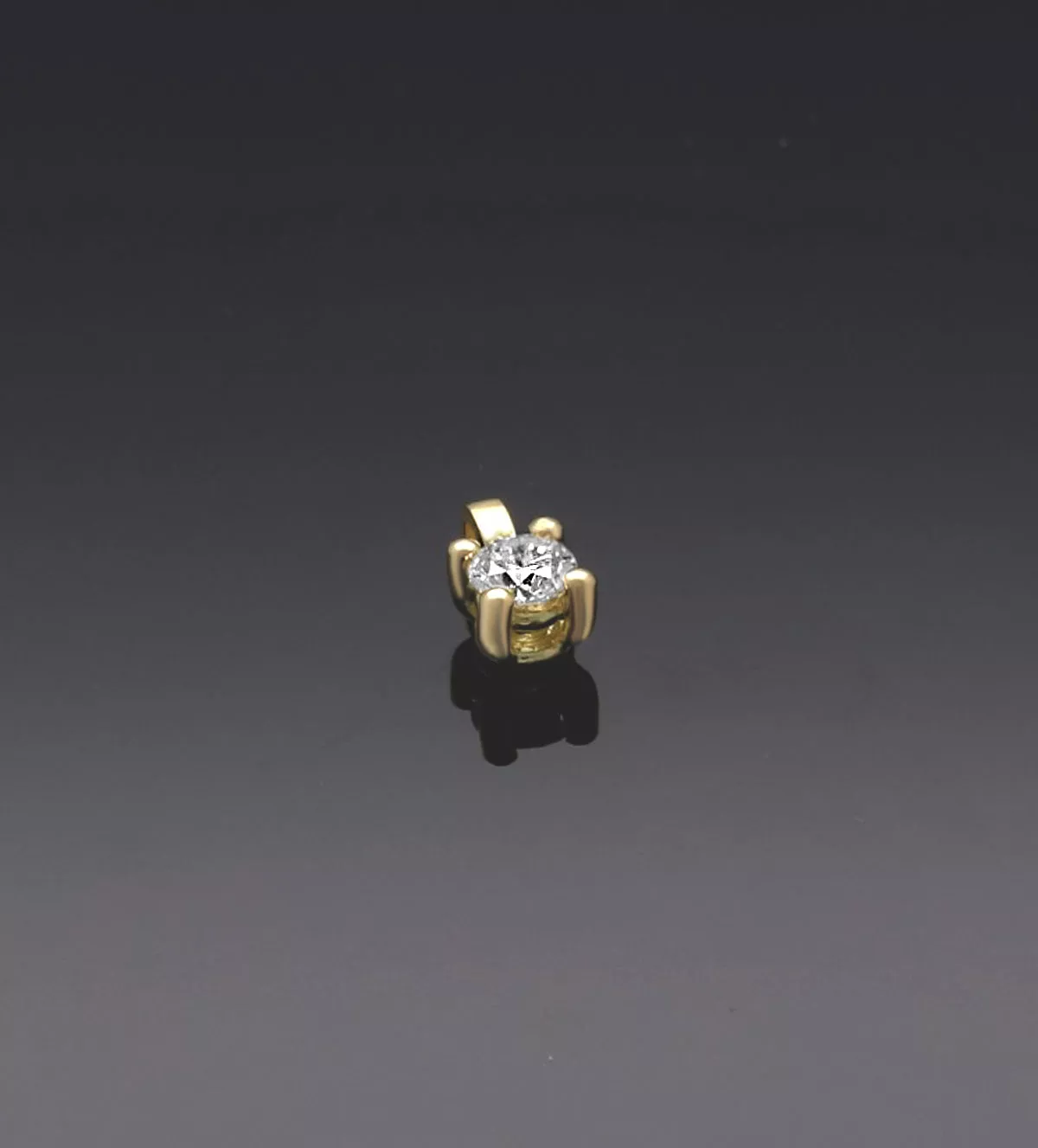 Colgante de oro con diamante "ERA" colgante de oro y brillante ERA4 modelo sin retoque