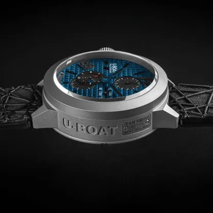 Reloj U-Boat Classico 45mm titanio tungsteno esfera azul 3003 Reloj U-Boat Classico 45mm titanio tungsteno esfera azul 3003 detalle