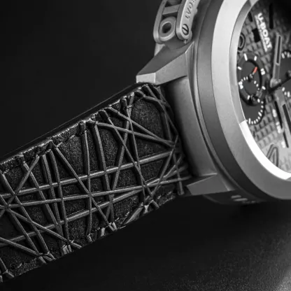 Reloj U-Boat Classico 45mm titanio tungsteno y caucho 3002 Reloj U-Boat piel y acero 3002 detalle