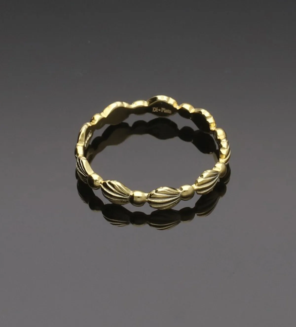 Anillo de plata chapada conchas anillo de plata chapada conchas foto sin retoque