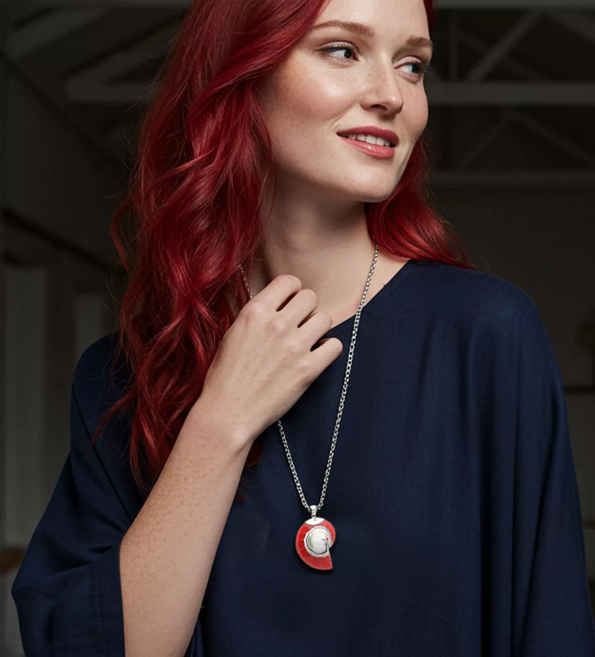 Colgante de plata y resina 297_826468 colgante de plata con resina forma de caracol con modelo