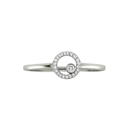 anillo-de-compromiso-oro-con-diamantes-243_679-00373