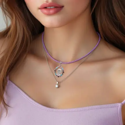 medalla-de-plata-virgen-nina-virgen-maria-con modelo femina