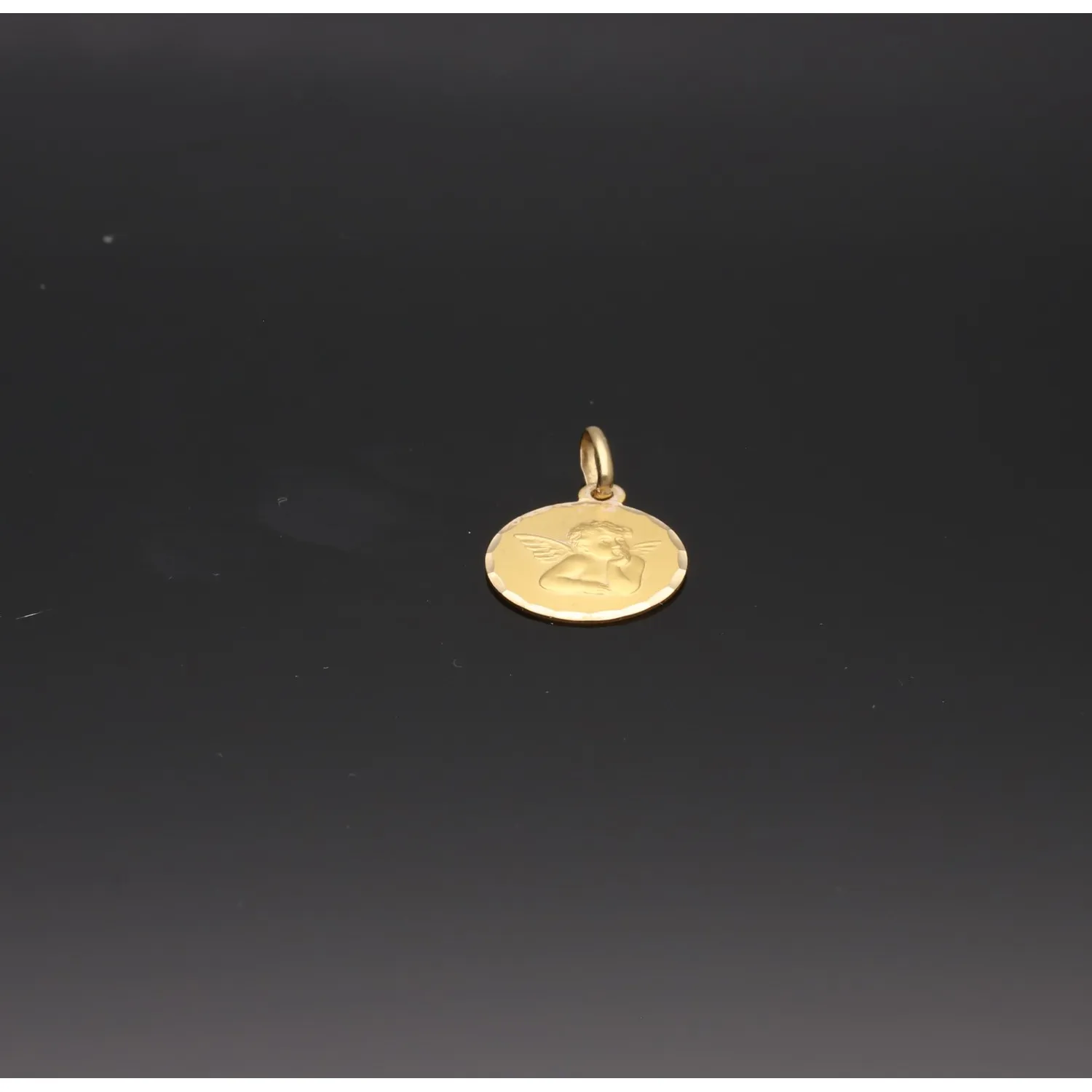 Medalla de oro Ángel de la Guarda 036_BB_25M13 medalla-de-oro-angel-de-la-guarda-036_BB_25M13 fondo negro sin retoque