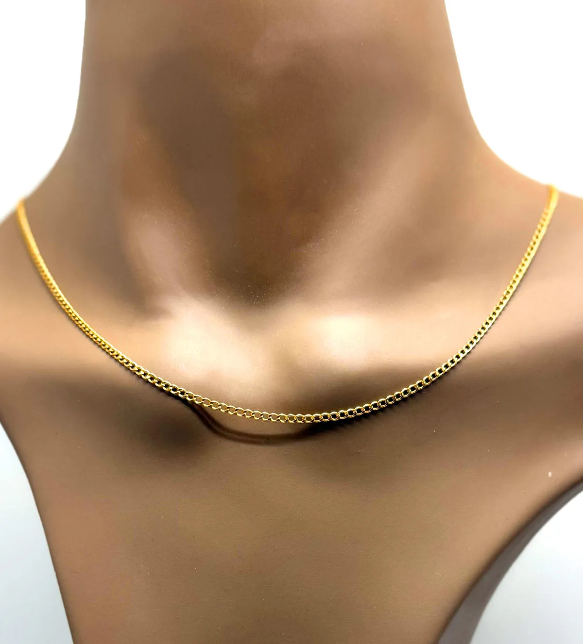 Cadena de oro 243_216-00146-45 cadena-de-oro-barbada-hueca-243_216-00146-45_10 busto