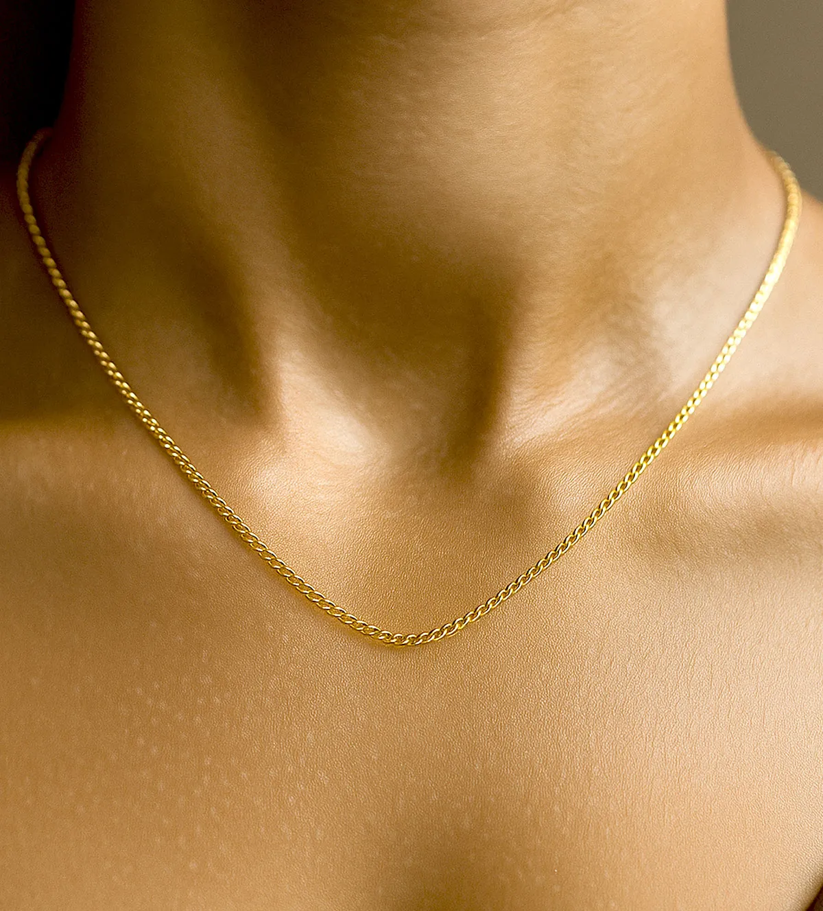 Cadena de oro 243_216-00146-45 cadena-de-oro-barbada-hueca-243_216-00146-45_11 modelo