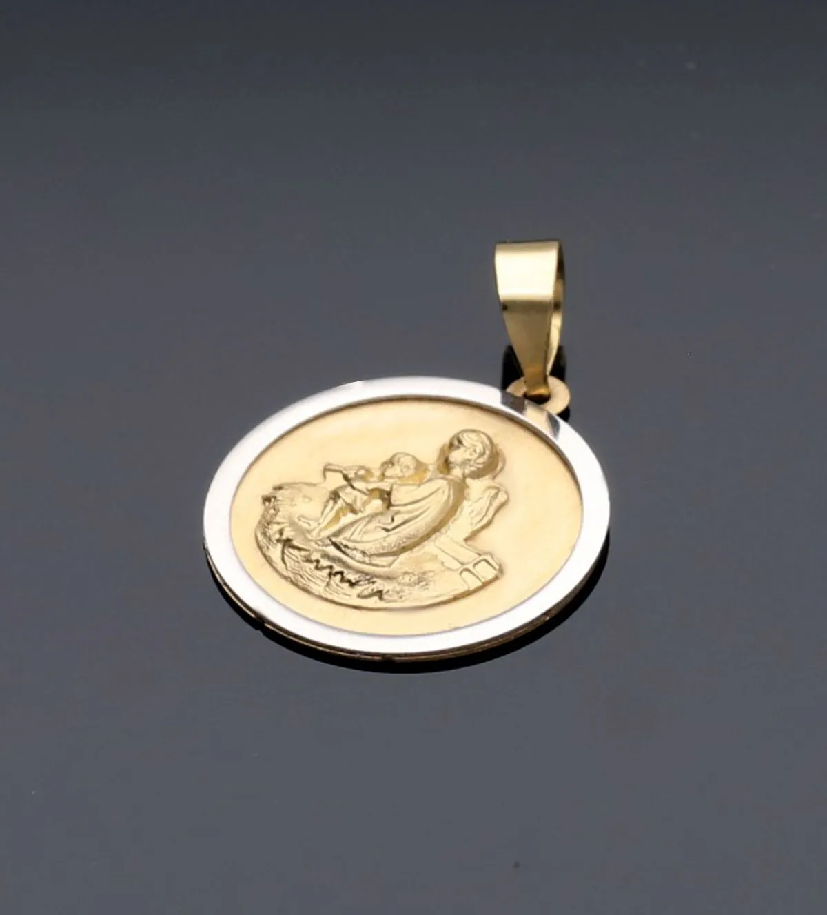 Medalla de oro Ángel de la Guarda 243_000-06906-B medalla-de-oro-angel-de-la-guarda-243_000-06906-B toma sin retoque