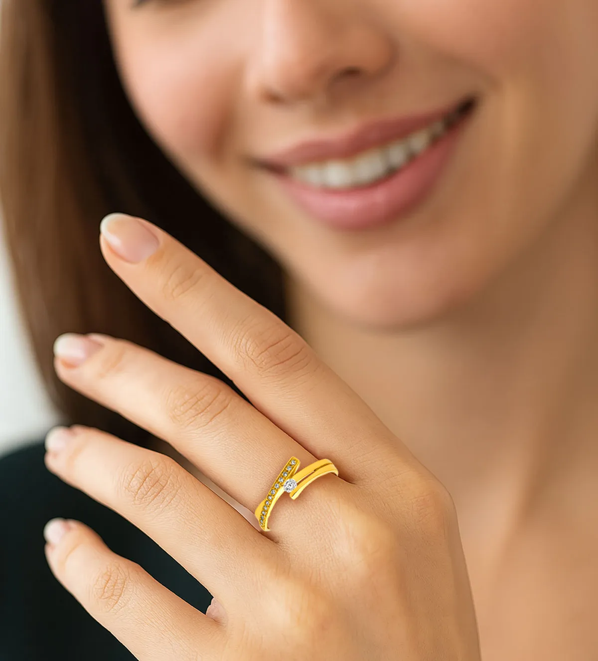 Anillo de oro 18K. con diamantes anillo-de-oro-amarillo-18-ct.-con-brillantes-150_A-119 modelo mujer