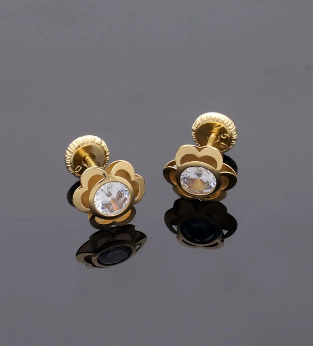 Pendientes de bebé oro 18k flor 243_613-00253 pendientes-de-bebe-oro-18-ktes-flor-243_613-00253 medidas sin retoque