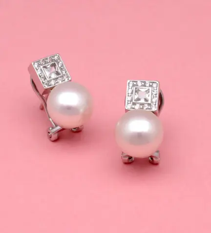 pendientes-de-plata-con-perla-cultivada-y-circones-136_A31460_05 toma fisica sin retoque