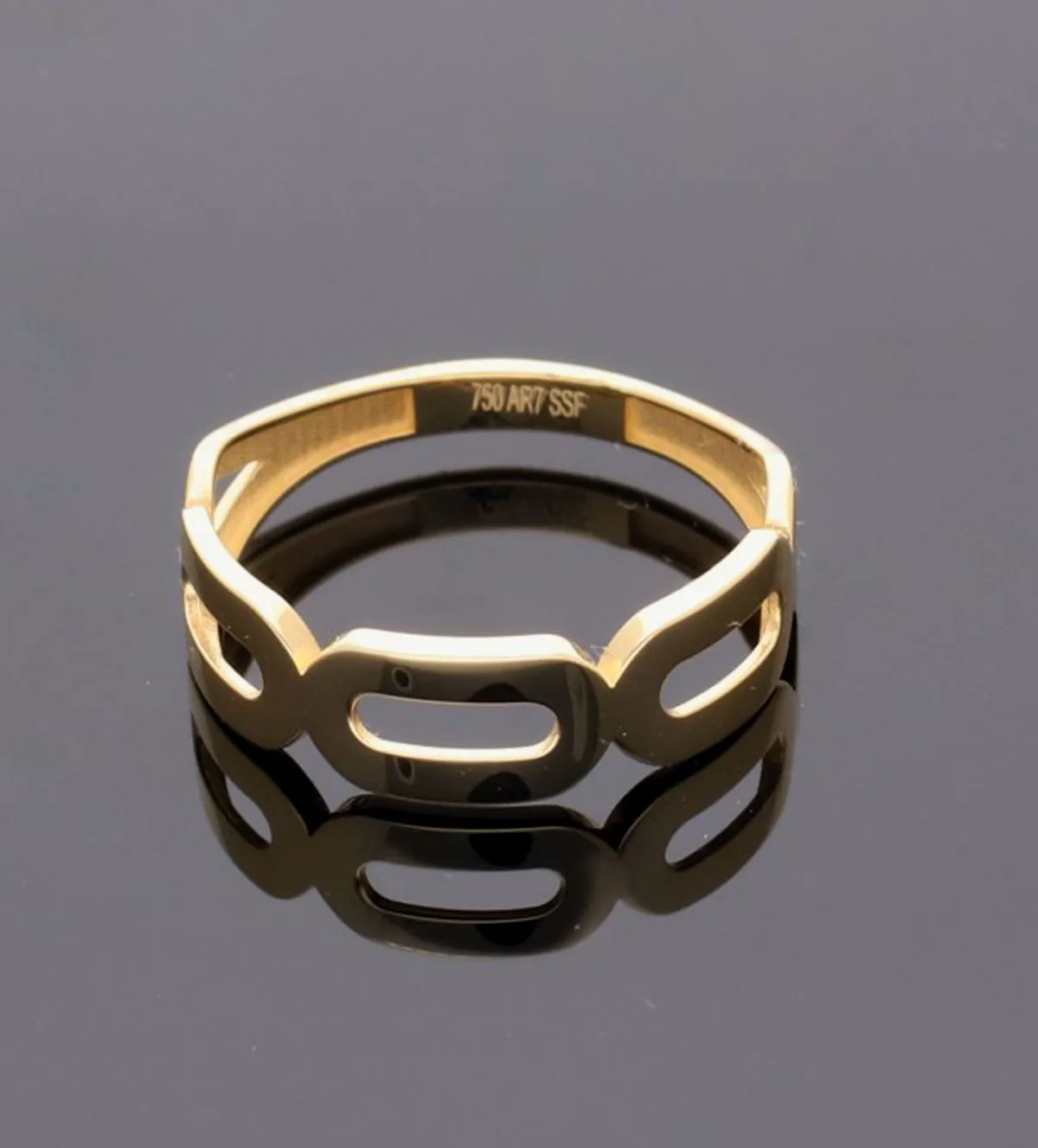 Anillo de oro eslabones 243_602-00280 anillo-de-oro-243_602-00280 toma sin retoque