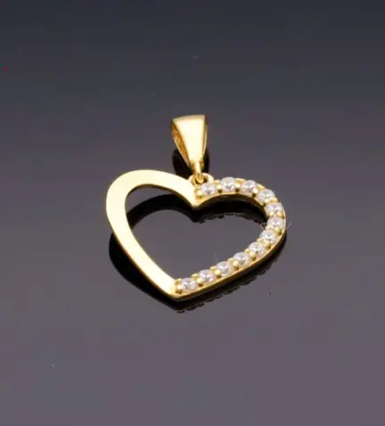 colgante-de-oro-corazon-con-circones-243_636-00612_05