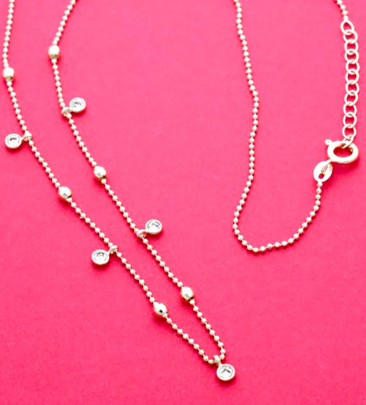 Gargantilla de oro 18k y circones 243_656-00166 gargantilla-de-oro-243_656-00166 toma real sin retoque