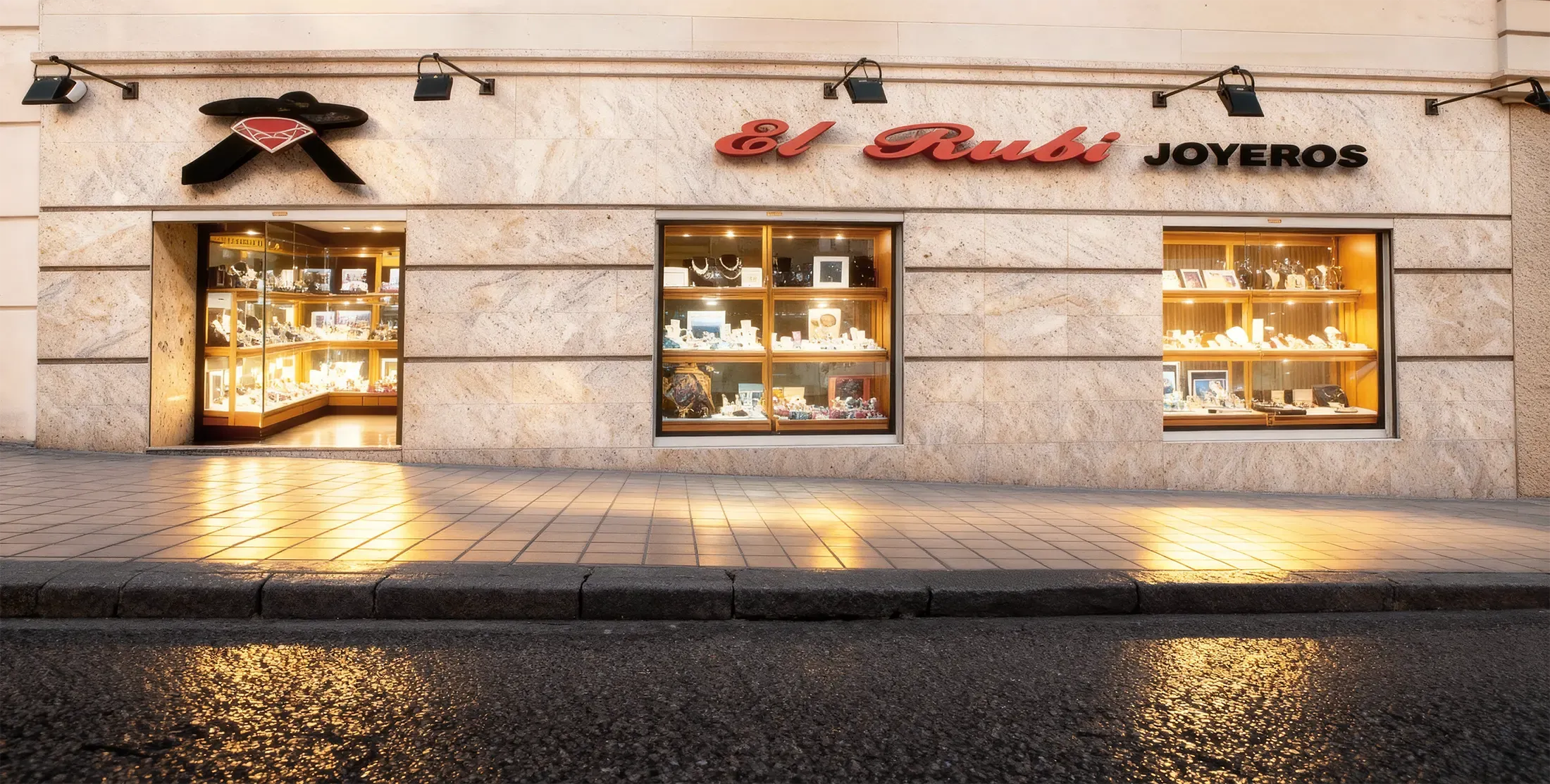 Tienda joyeria El Rubí Joyeros Madrid Andres Mellado Tienda joyeria El Rubí Joyeros Madrid Andres Mellado