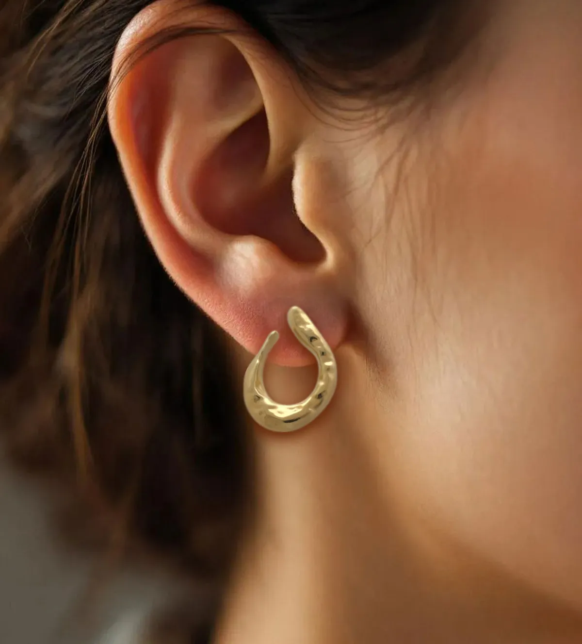 Pendientes de plata tribales 266_0111084 266_0111084-2-1-20MM_10 modelo mujer