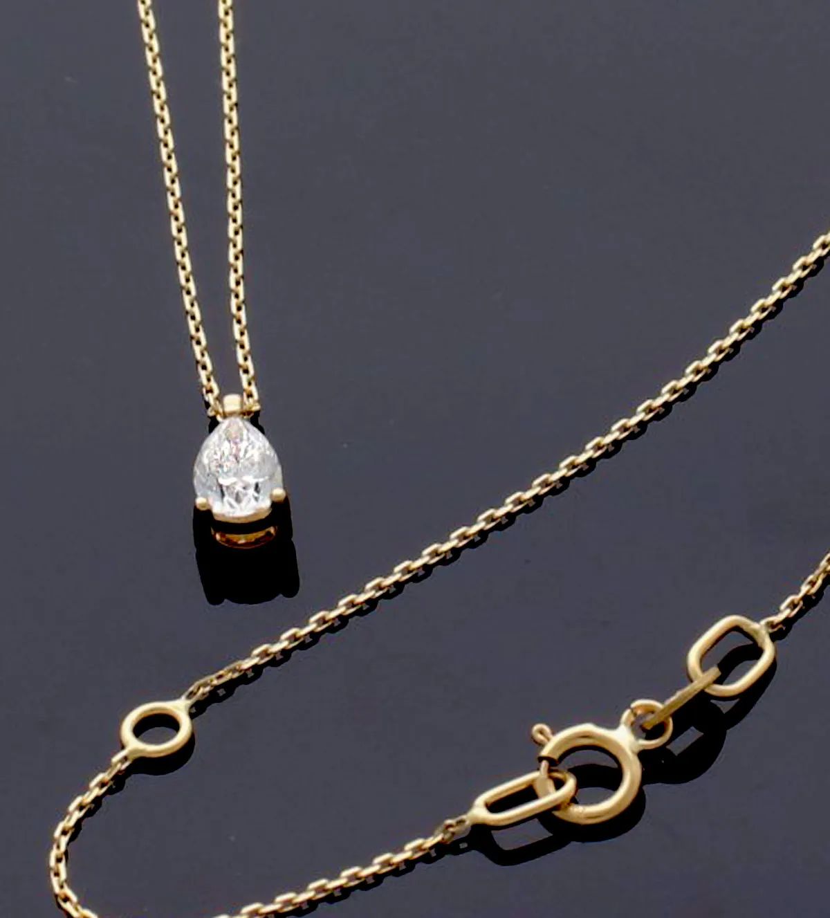 Gargantilla de oro 18k con brillante pera 243_765-00656 gargantilla de oro 18k con diamante talla pera 243_765-00656_05