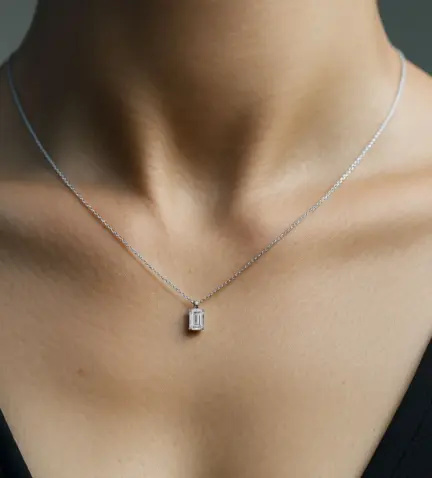 gargantilla de oro blanco 18k motivo diamante natural talla esmeralda 243_765-00652-B_10